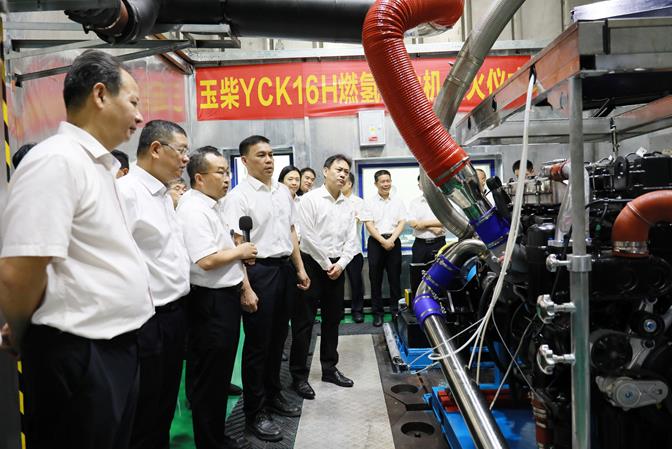 中國最大排量、最大馬力燃氫發動機玉柴YCK16H成功點火