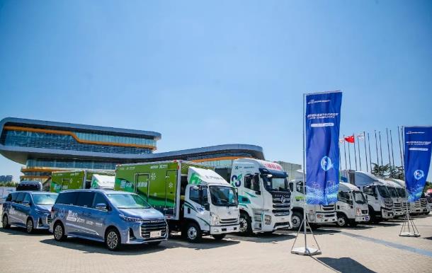 捷氫科技與多家企業(yè)合作，上海燃料電池汽車示范應用打響“第一槍”